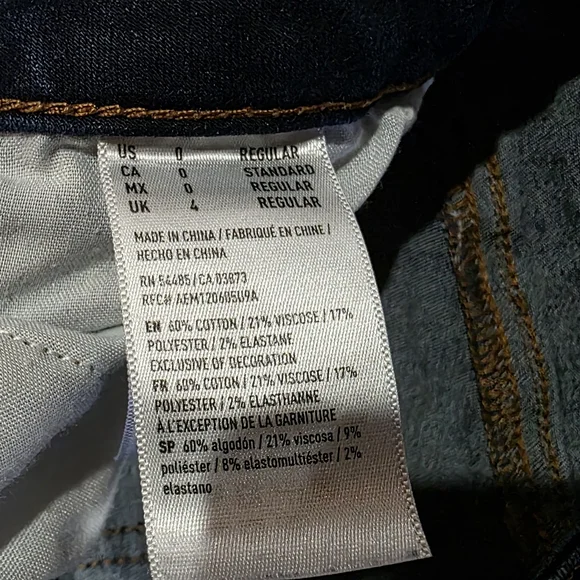 American Eagle Outfitters Women's Distressed Blue Jeans - Picture 6 of 9